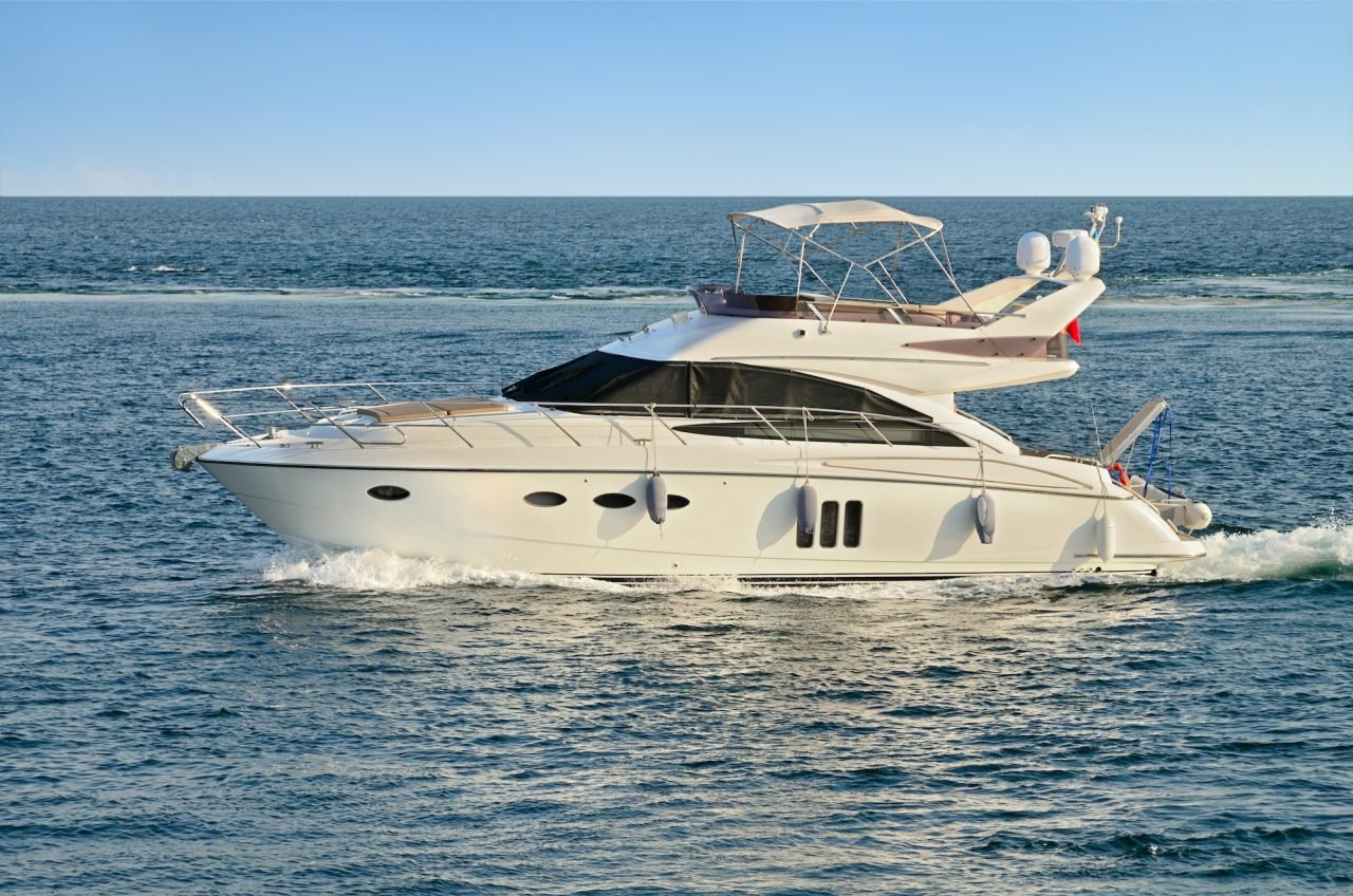 VELORA Yacht Experience Dubai